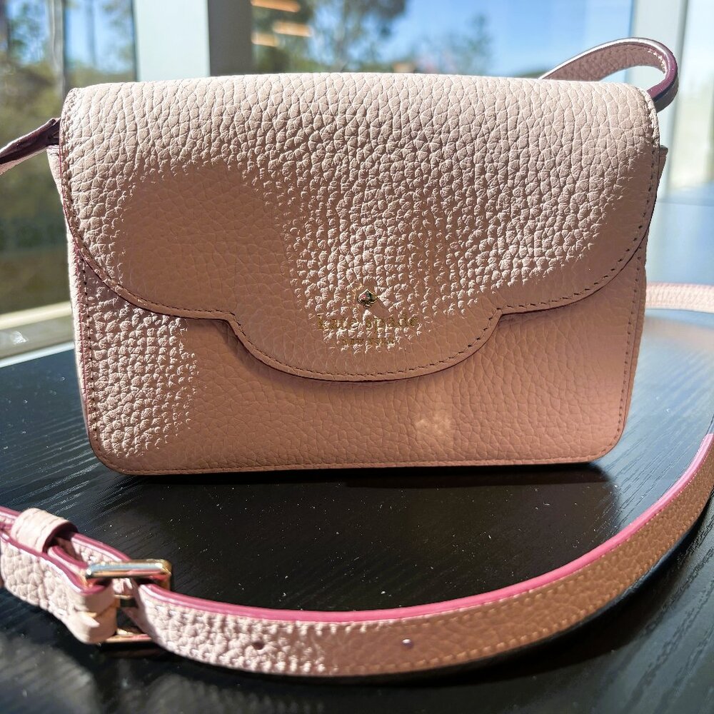 Kate Spade Leewood Place Light Pink Scallop Crossbody